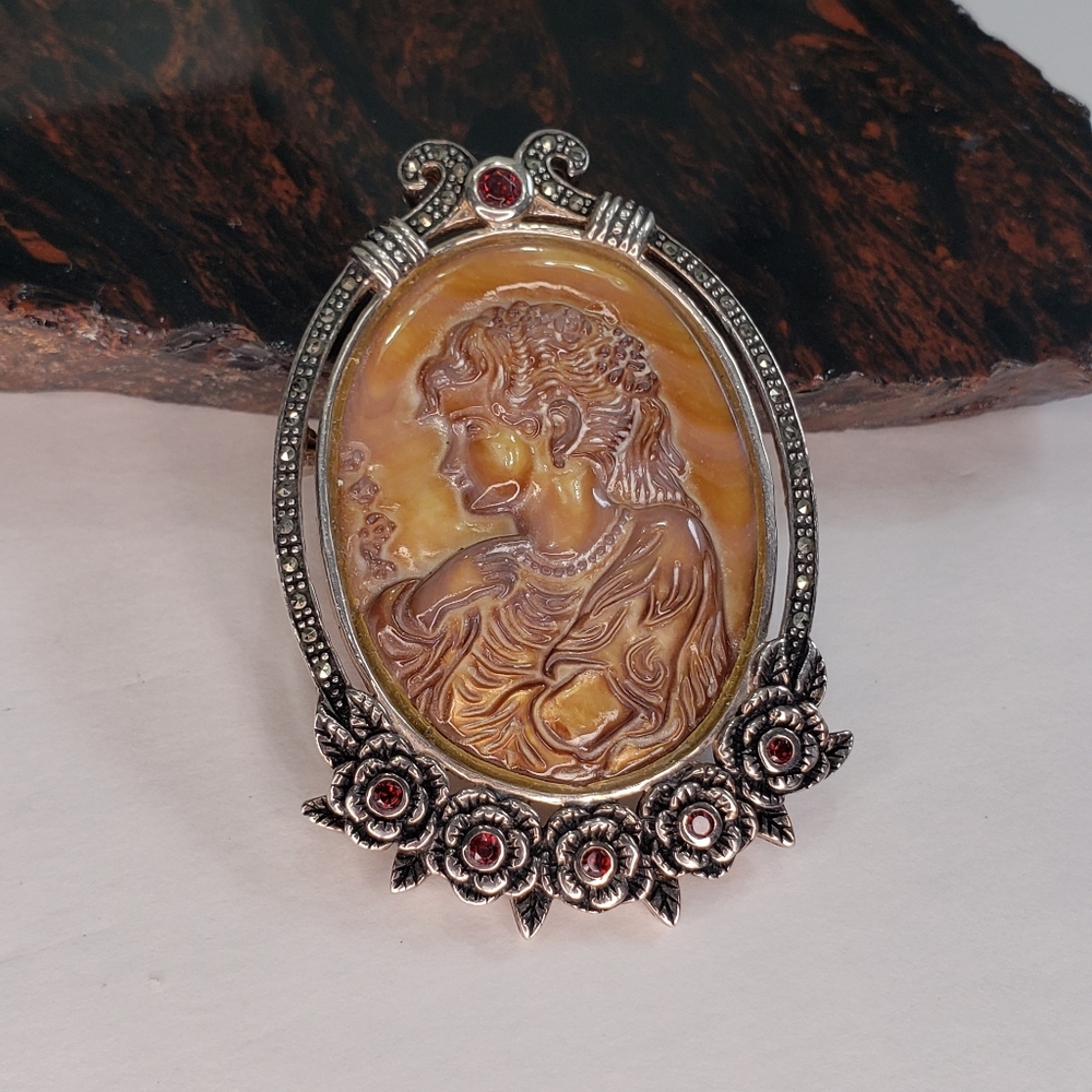 H047 .925 marquesite abalone shell carved cameo